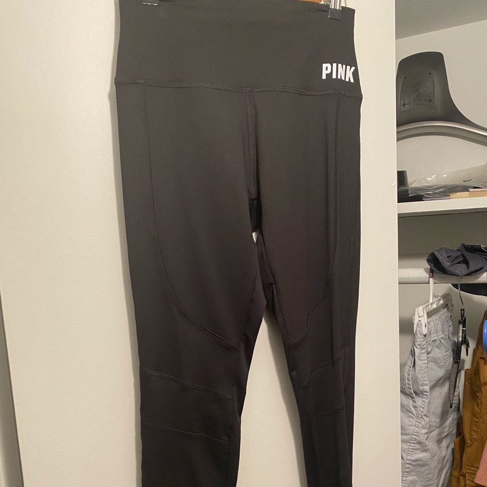 Victoria Secret (pink leggings)